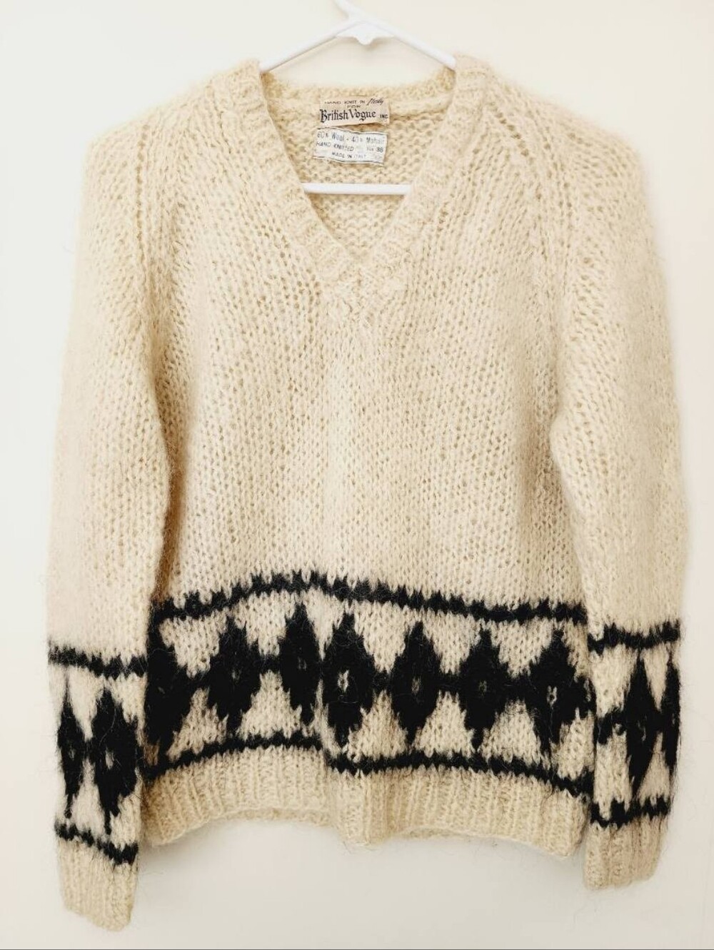 Vintage 50/60s British Vogue Wool/Mohair Hand Knitted V-Neck Sweater